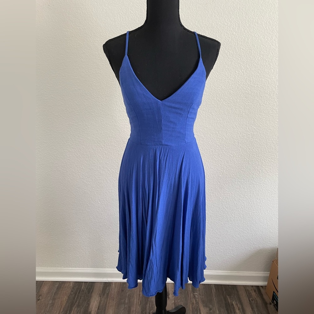 Lulus lace up back sun dress
